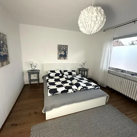 Apartment Koeln 23 *